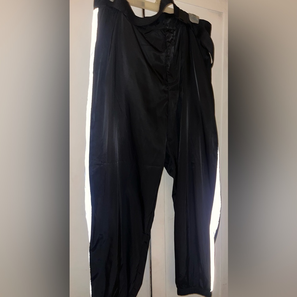 Forever 21 Men's Sleek Black Dress Pants